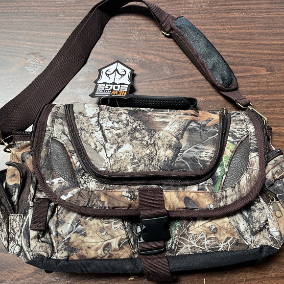 Camo Bag - Picture 1 of 4